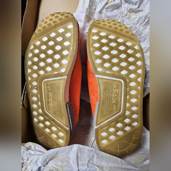 Adidas NMD R1 - Picture 4 of 6